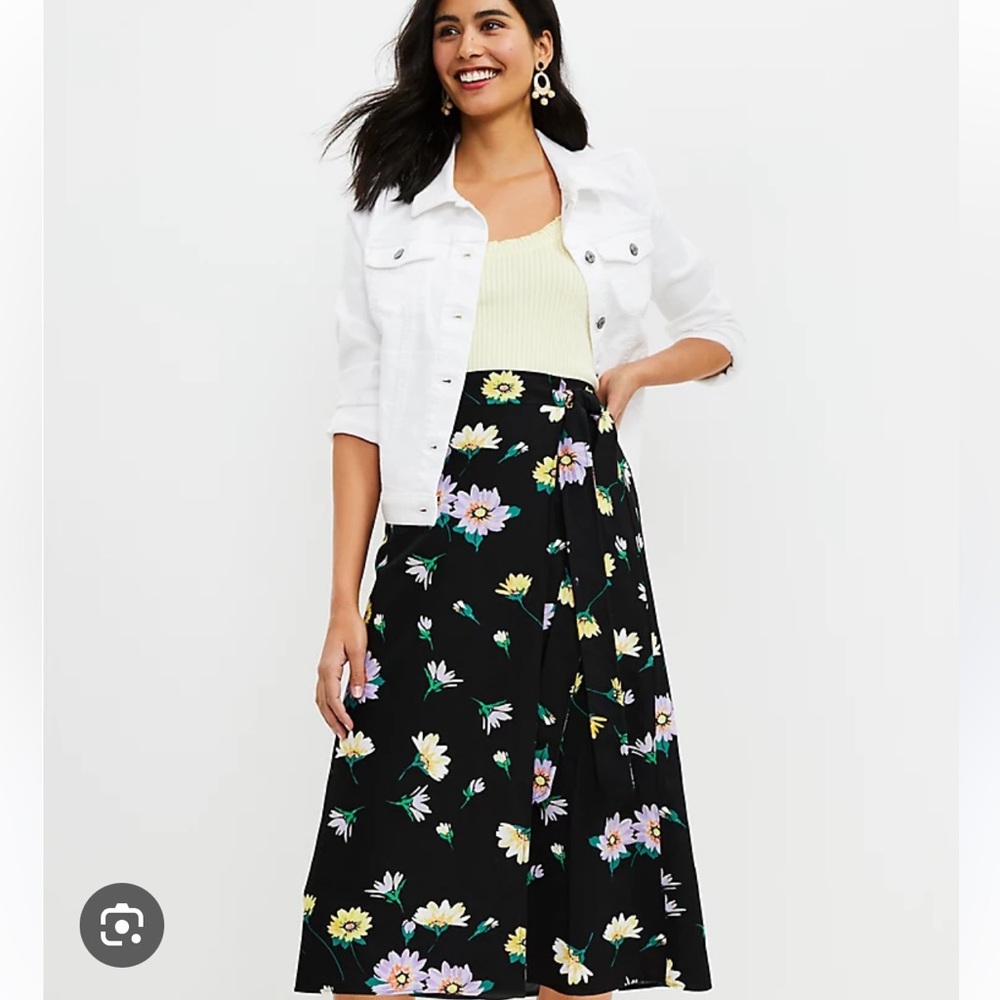 LOFT Floral skirt 14